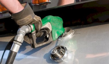 Petrobras reduz preços de diesel para distribuidoras; mudança beneficia clientes