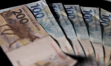 Governo propõe salário mínimo de R$ 1.389 em 2024, sem aumento real