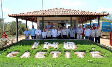 INB Caetité recebe comitiva de deputados, prefeito, secretários e vereadores