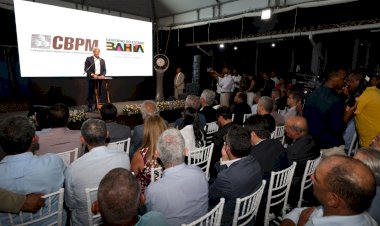 Estado assina contrato com empresa canadense para dobrar produção de energia solar na Bahia