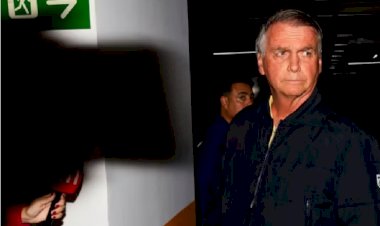 Bolsonaro tem prisão domiciliar decretada por Moraes