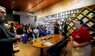 Escritório de Direitos Autorais é reaberto em Salvador e deve incentivar publicação de novas obras de artistas baianos