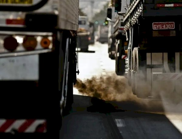 Inmetro anuncia projeto para descarbonização do transporte rodoviário