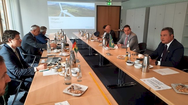 Rui Costa se reúne com empresa alemã para trazer projeto de energia renovável para a indústria baiana