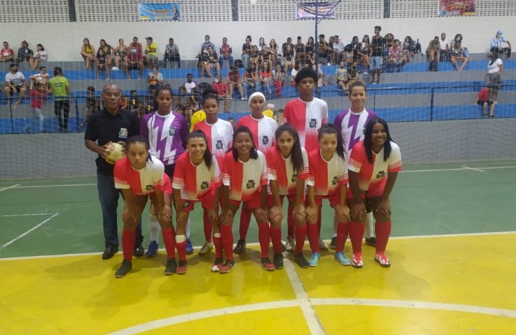 Seleções masculina e feminina caetiteenses brilharam no Campeonato Sudoeste de Futsal