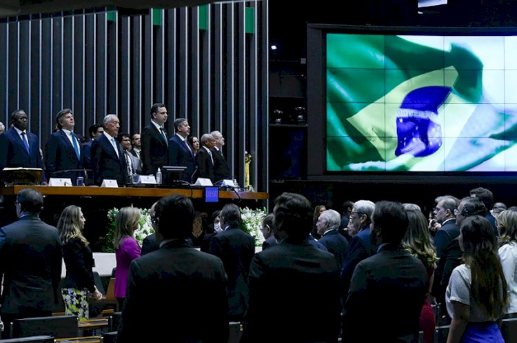 Congresso celebra bicentenário da Independência do Brasil em sessão solene