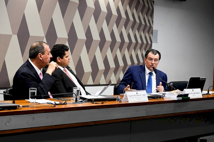 CCJ votará reforma tributária nesta terça