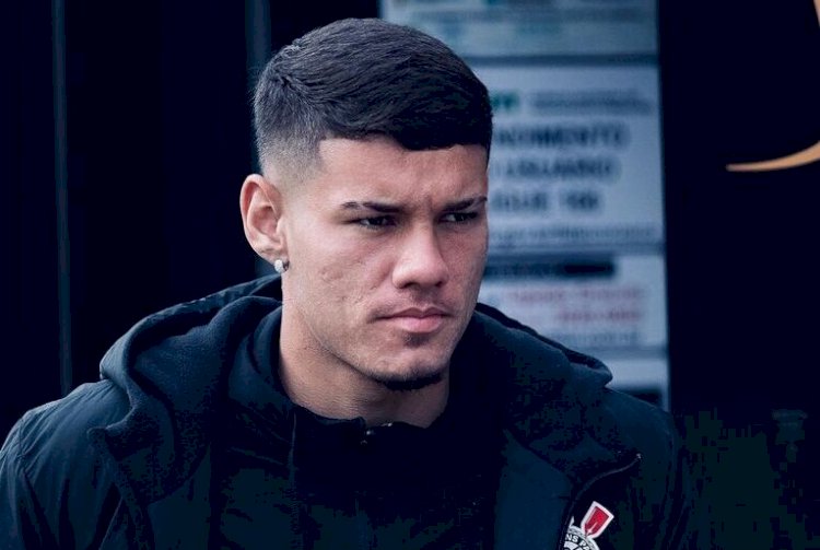 Polícia investiga morte de jovem que teve relações com jogador do Corinthians