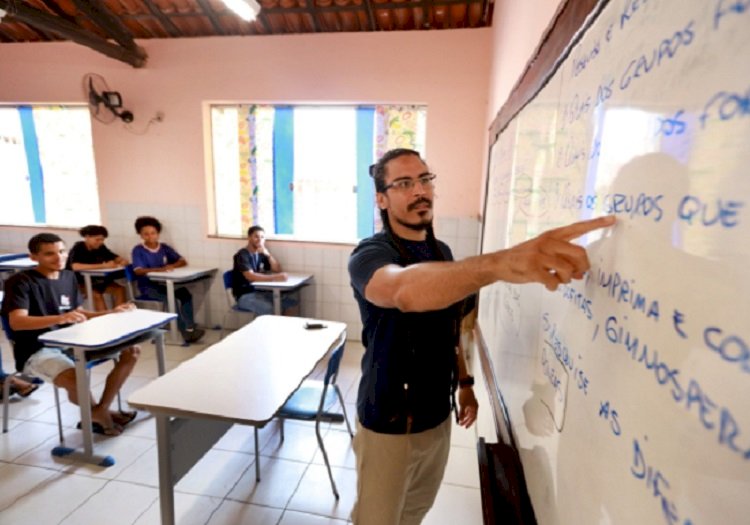 Mais 132 professores da Educação Básica aprovados em processo seletivo são convocados pela SEC