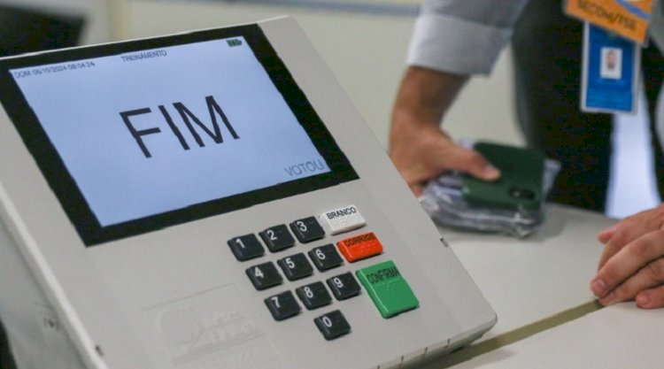 CCJ vota proposta que acaba com a reeleição na quarta-feira