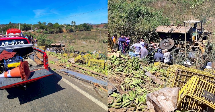 Caetité: Caminhão carregado de bananas tomba e condutor fica preso às ferragens