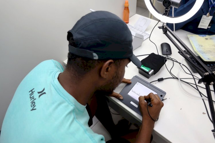Nova lei garante emissão gratuita da Carteira de Identidade Nacional para população em situação de vulnerabilidade na Bahia