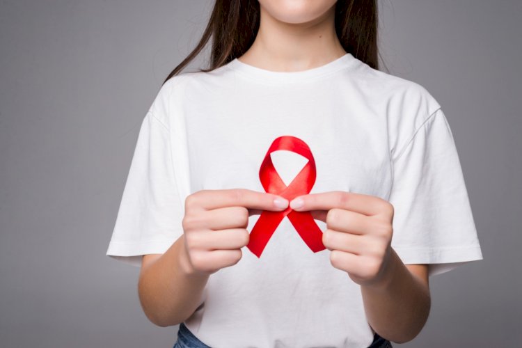 Dezembro Vermelho: alta de 17% em casos de HIV entre jovens baianos reforça necessidade de prevenção