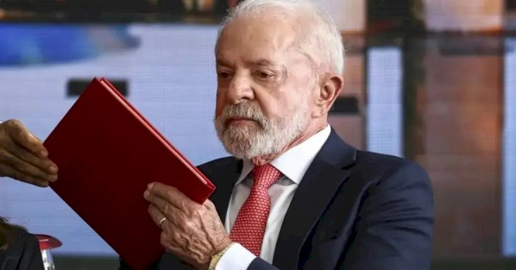 Sobe para 53,3% percentual de eleitores que diz que Lula não merece ser reeleito, segundo Paraná Pesquisas