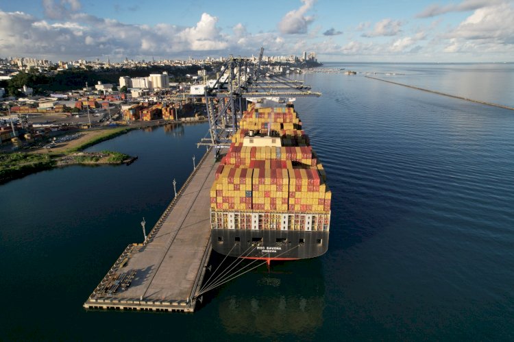 Bahia recebe navio com mais de 800 toneladas de materiais para início das obras da Ponte Salvador–Itaparica